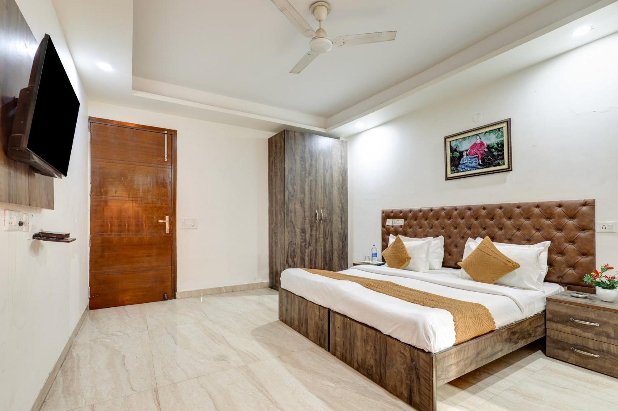 Hotel Aron By The Premium Villa New Delhi Exterior photo