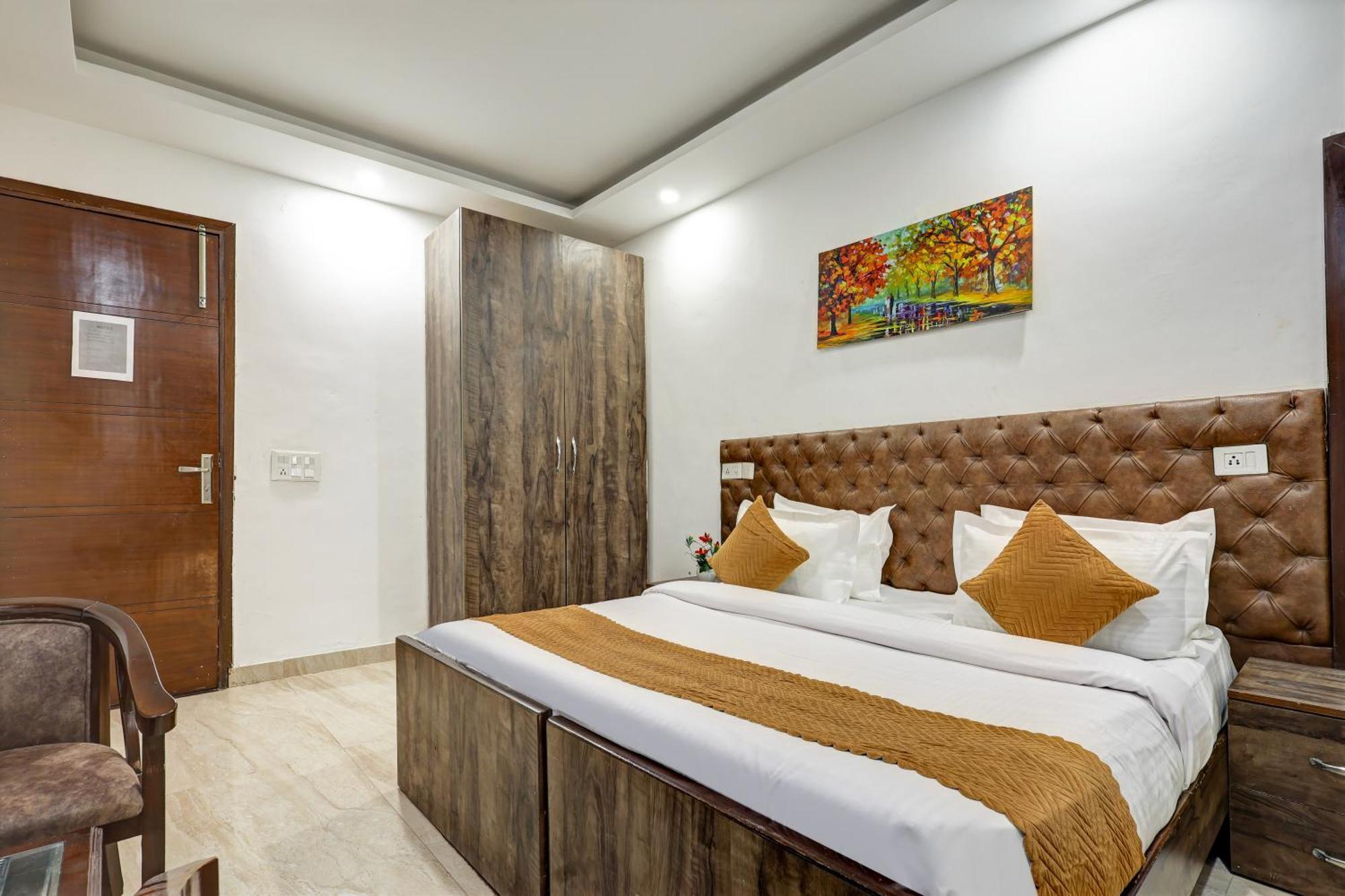 Hotel Aron By The Premium Villa New Delhi Exterior photo