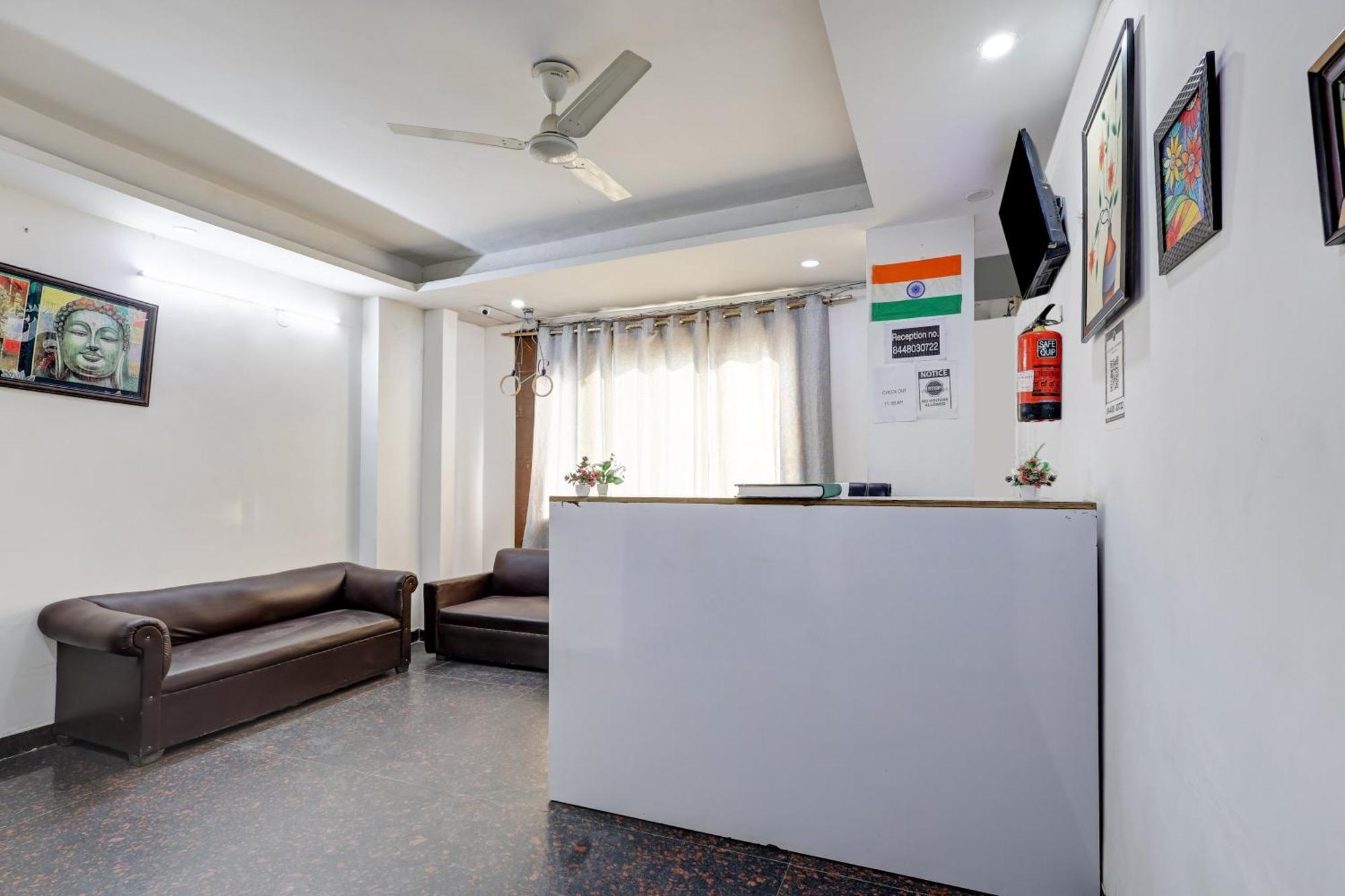 Hotel Aron By The Premium Villa New Delhi Exterior photo