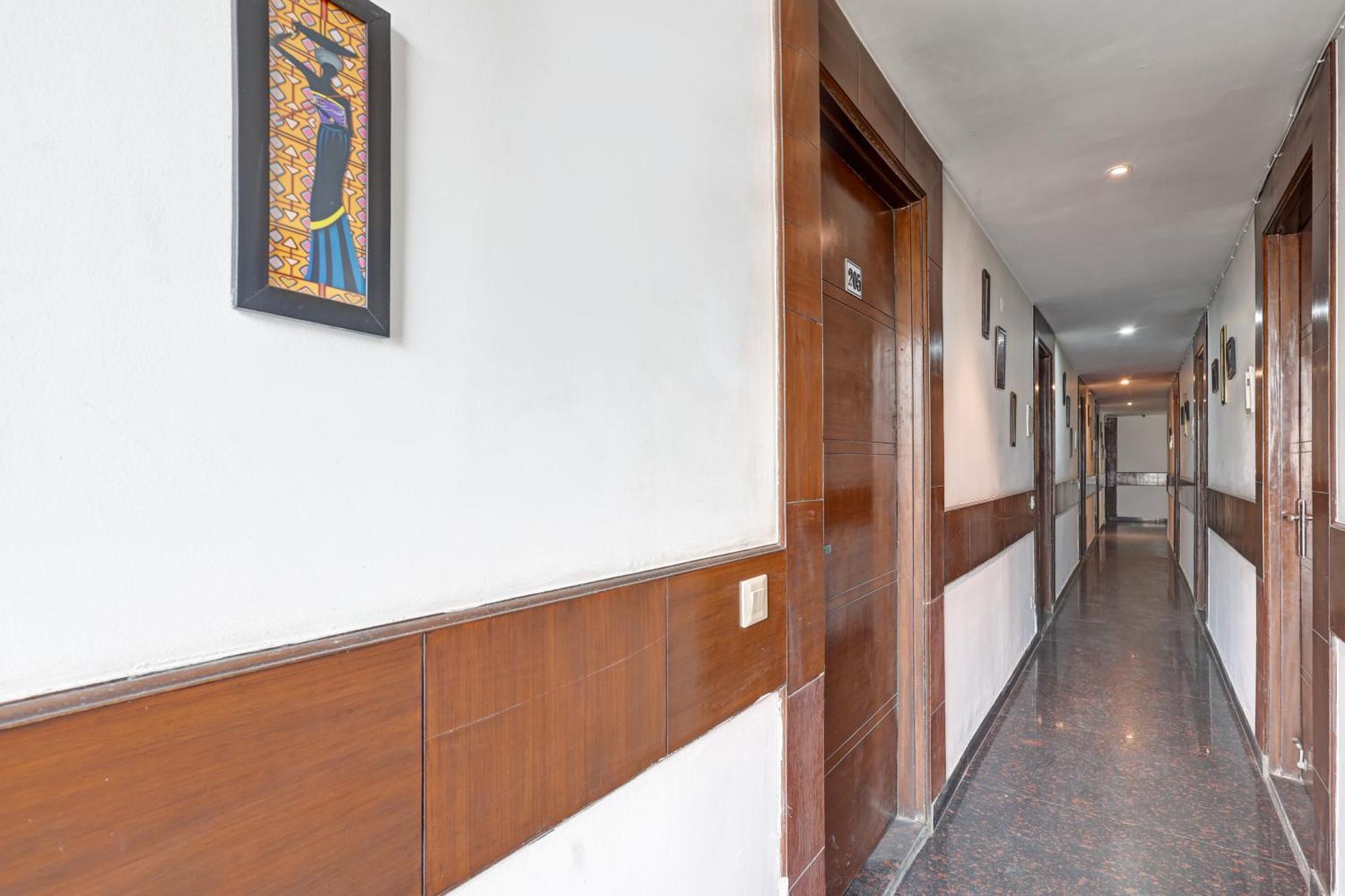 Hotel Aron By The Premium Villa New Delhi Exterior photo